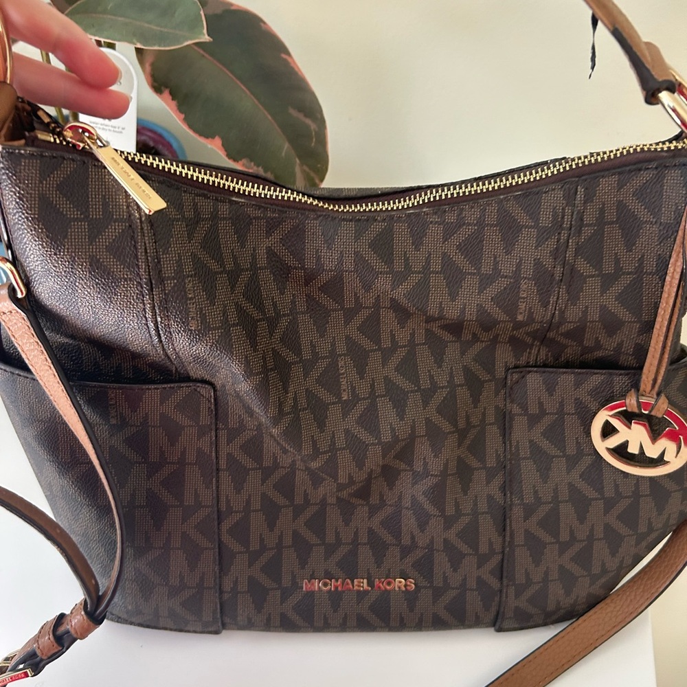 Michael Kors Handbag - Picture 2 of 10